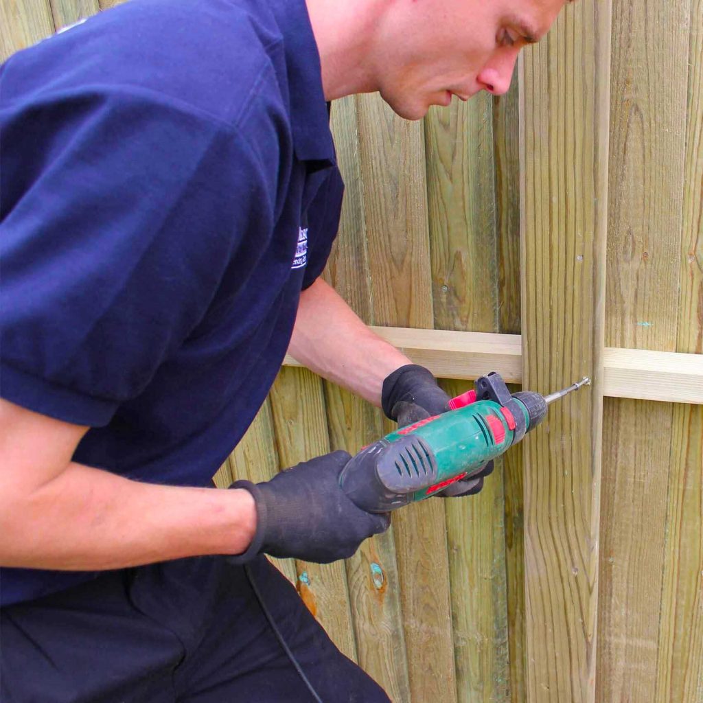 Installing a timber fence