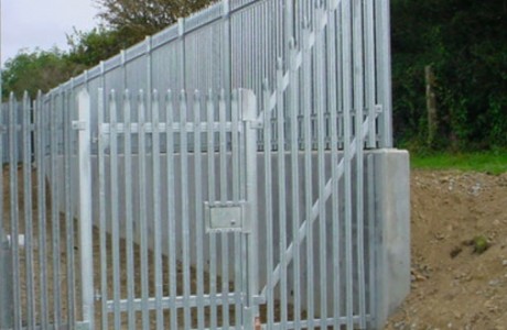 Palisade Security Fence & Gate Yard Installation 