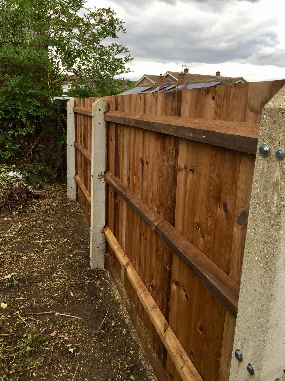 fence repair for landlords 